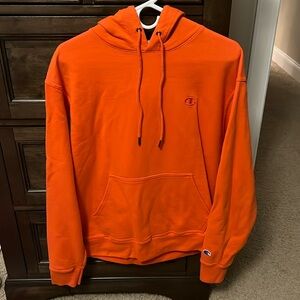 Men’s champion hoodie size medium
